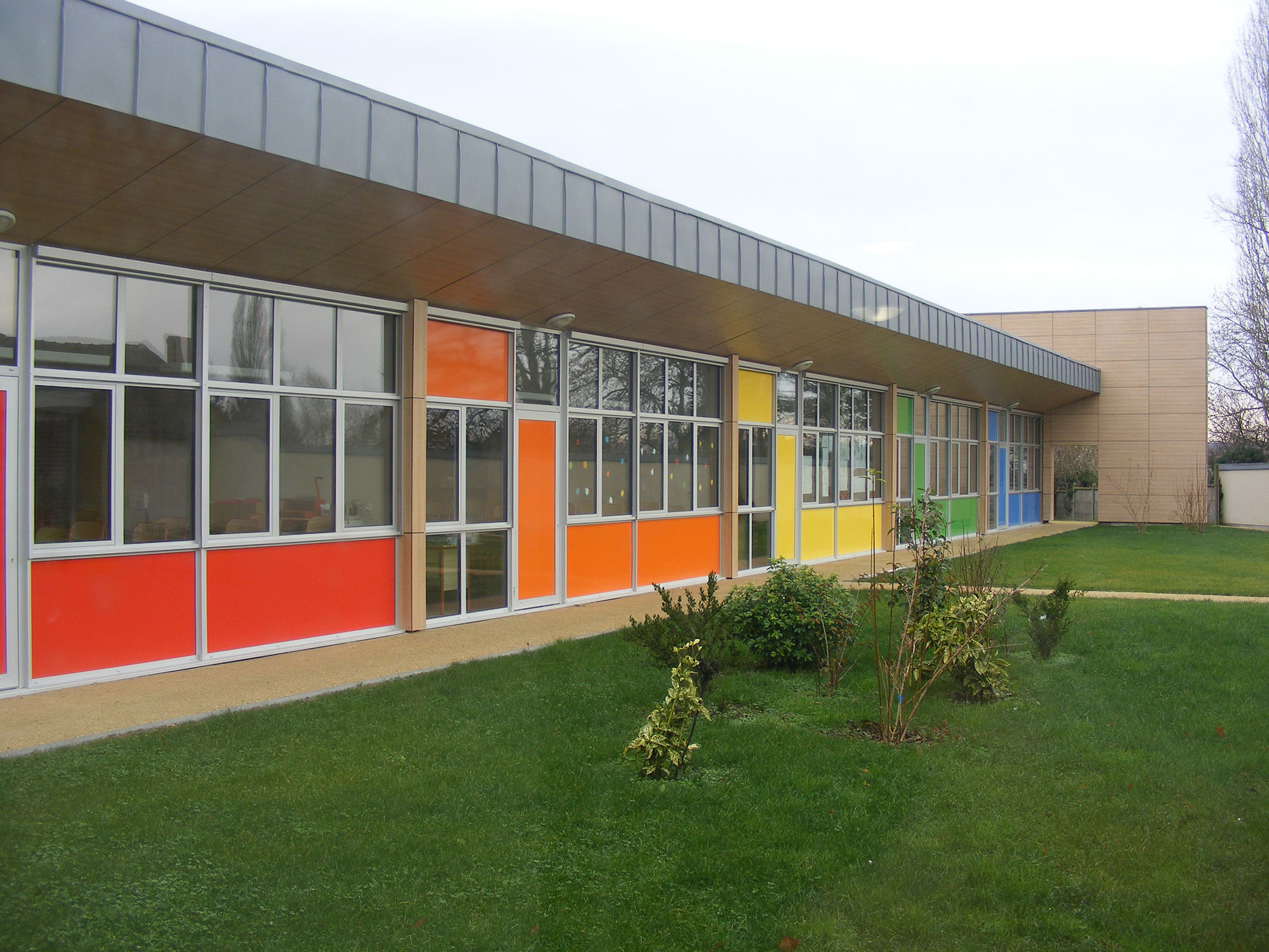 Bréval - Construction groupe scolaire ossature bois